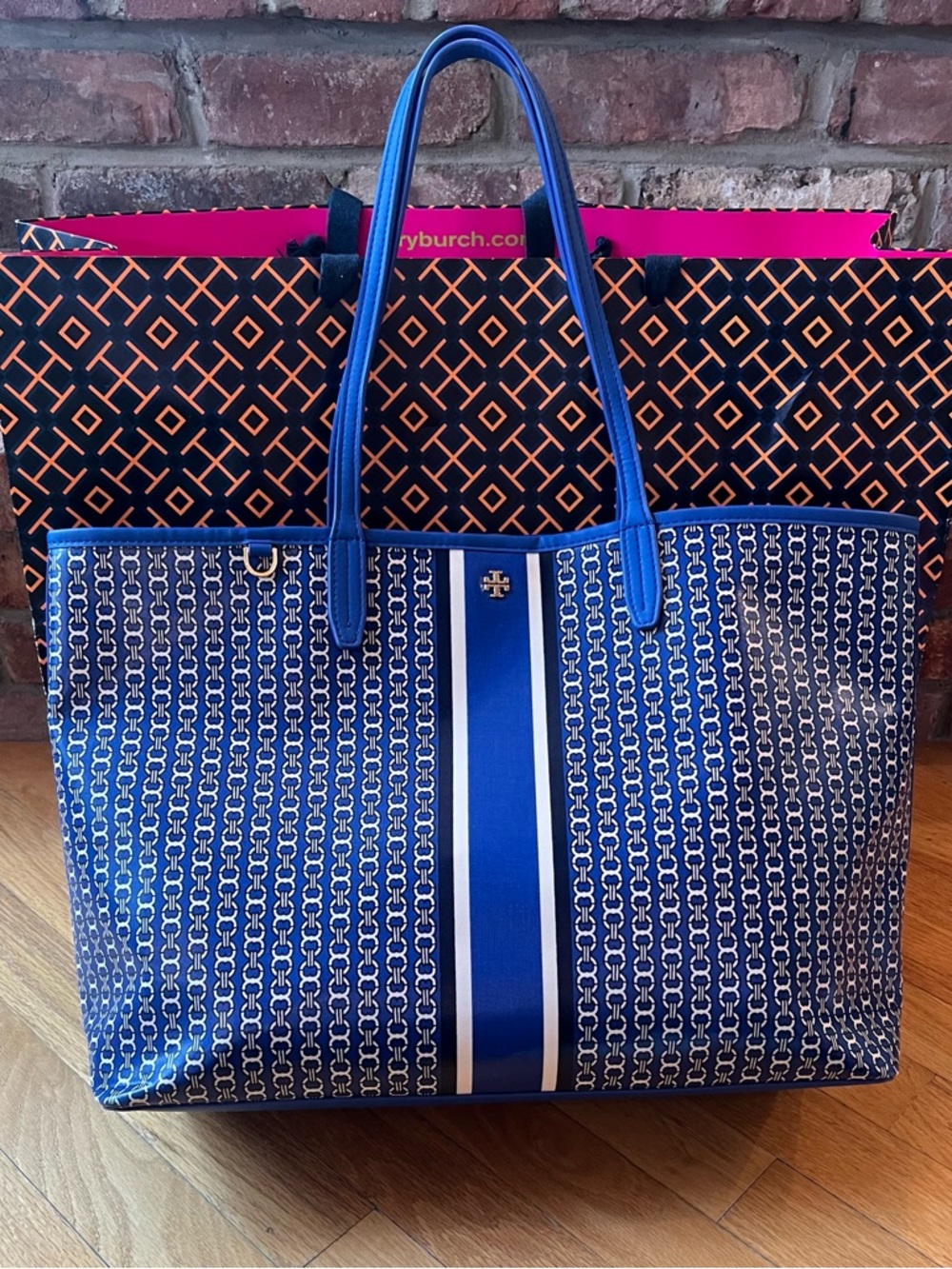 Tory Burch Jewel Blue Gemini Link Tote - Picture 3 of 13